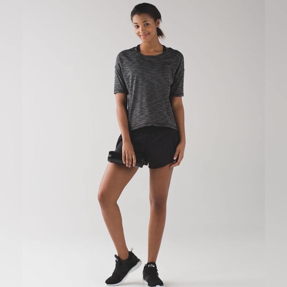 Lululemon Mid Rise Tracker 4” Shorts - Picture 2 of 11